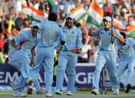 India's captain Mahendra Singh Dhoni and